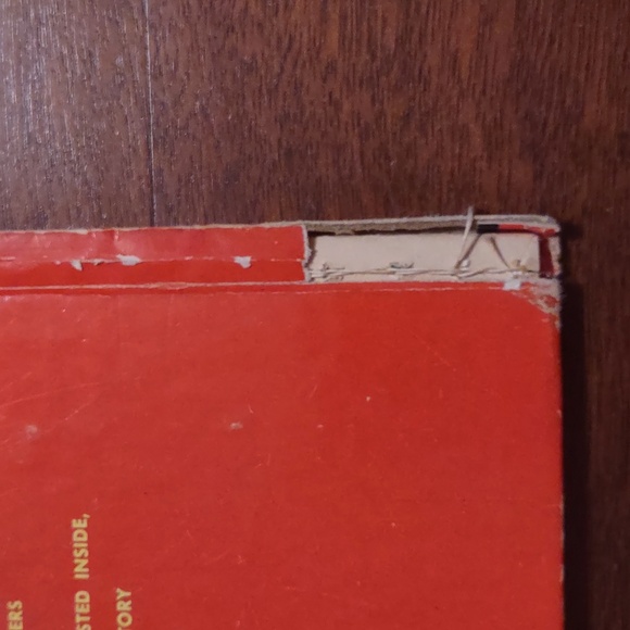 The playful little dog vtg copywrite l1951 Printing 1976 - Picture 4 of 6